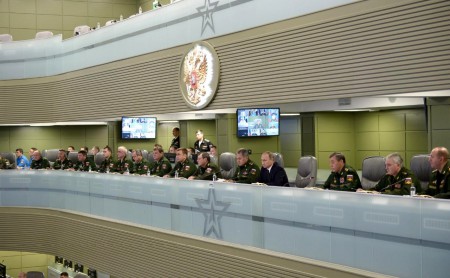 iskra-chel.ru: "Президент, которым мы гордимся!" Владимир Путин посетил Национальный центр управления обороной России, где провёл совещание о действиях Воздушно-космических сил Российской Федерации в Сирийской Арабской Республике